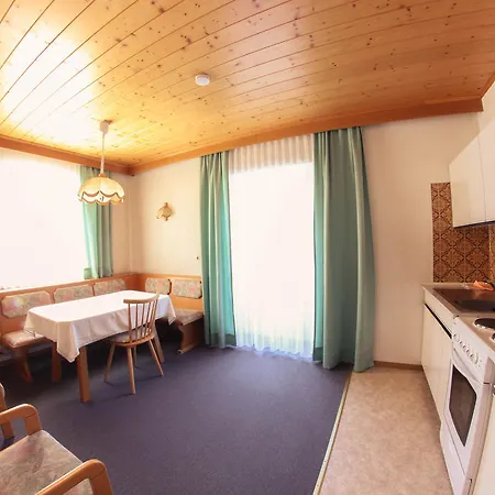 Locanda Kroell Sankt Jakob in Defereggen