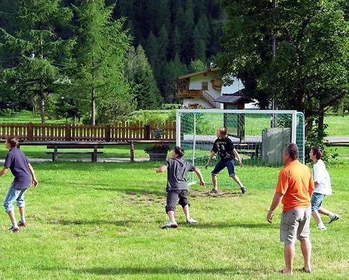 Penzion Kroell Sankt Jakob in Defereggen
